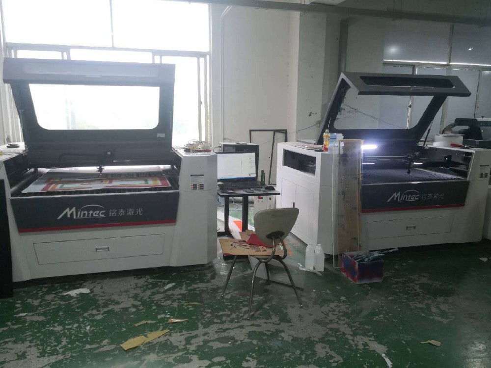 1490 CO2 Laser Cutting and Engraving Machine Customer Site